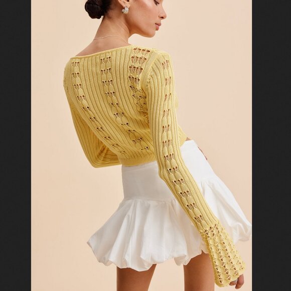 Commense Medium Yellow Bell Sleeve Crochet Knit Cardigan Sweater NEW NWT - Picture 3 of 3